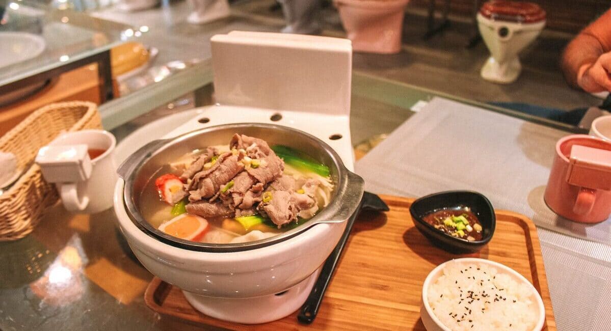 Experiencia Gastronómica - Modern Toilet Restaurant - Taipei