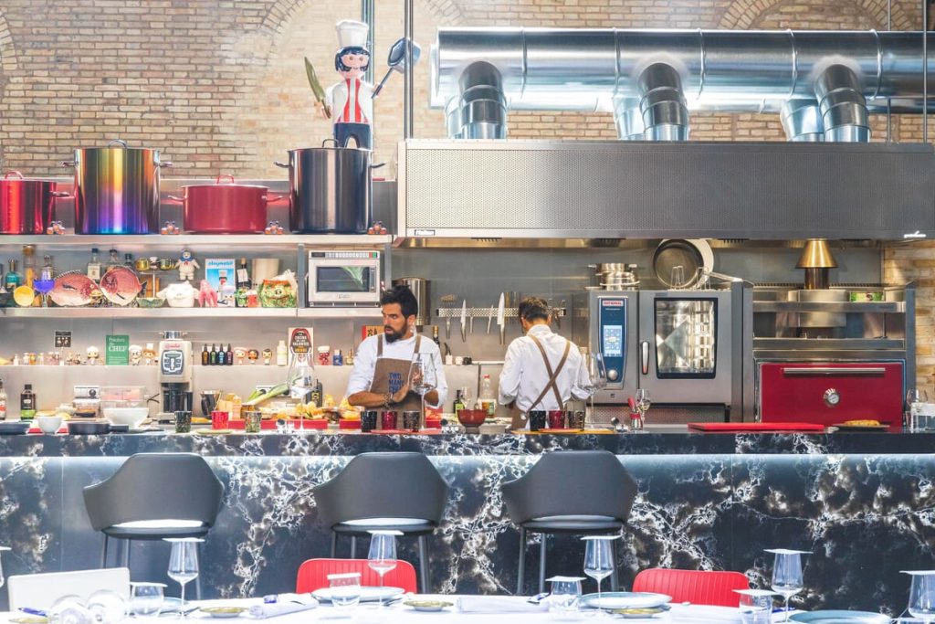 La organización de la cocina en un restaurante